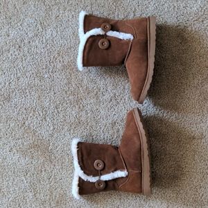 SO® Women's Suede Faux-Fur Boots